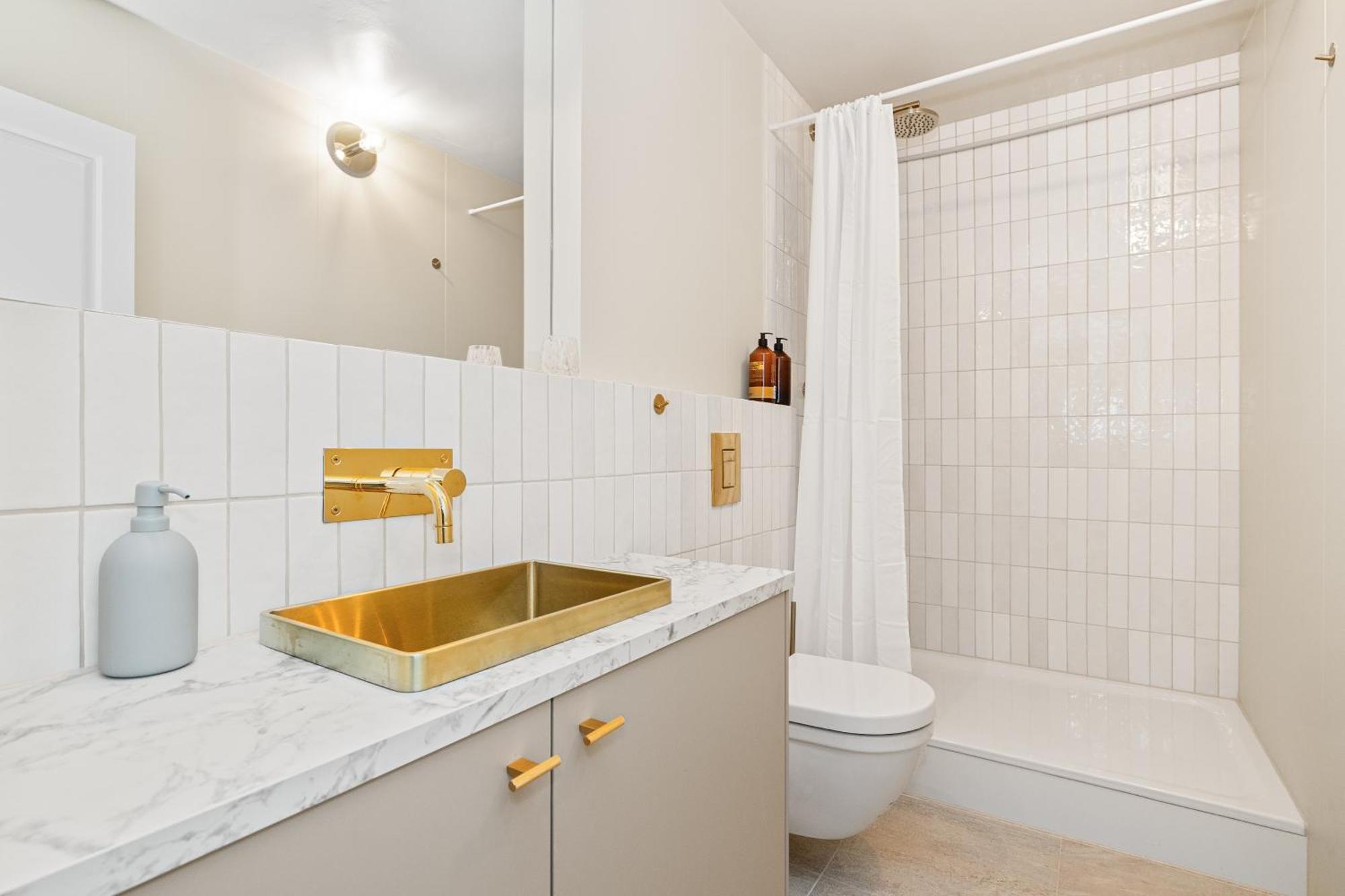 Downtown Baldursbra - Two Bedroom Apartment Reykjavík Zewnętrze zdjęcie